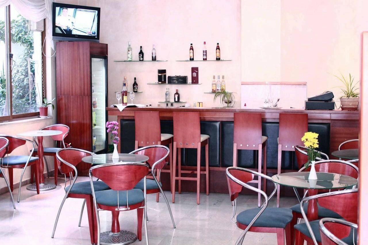 Apollo Hotel Athens Exterior photo